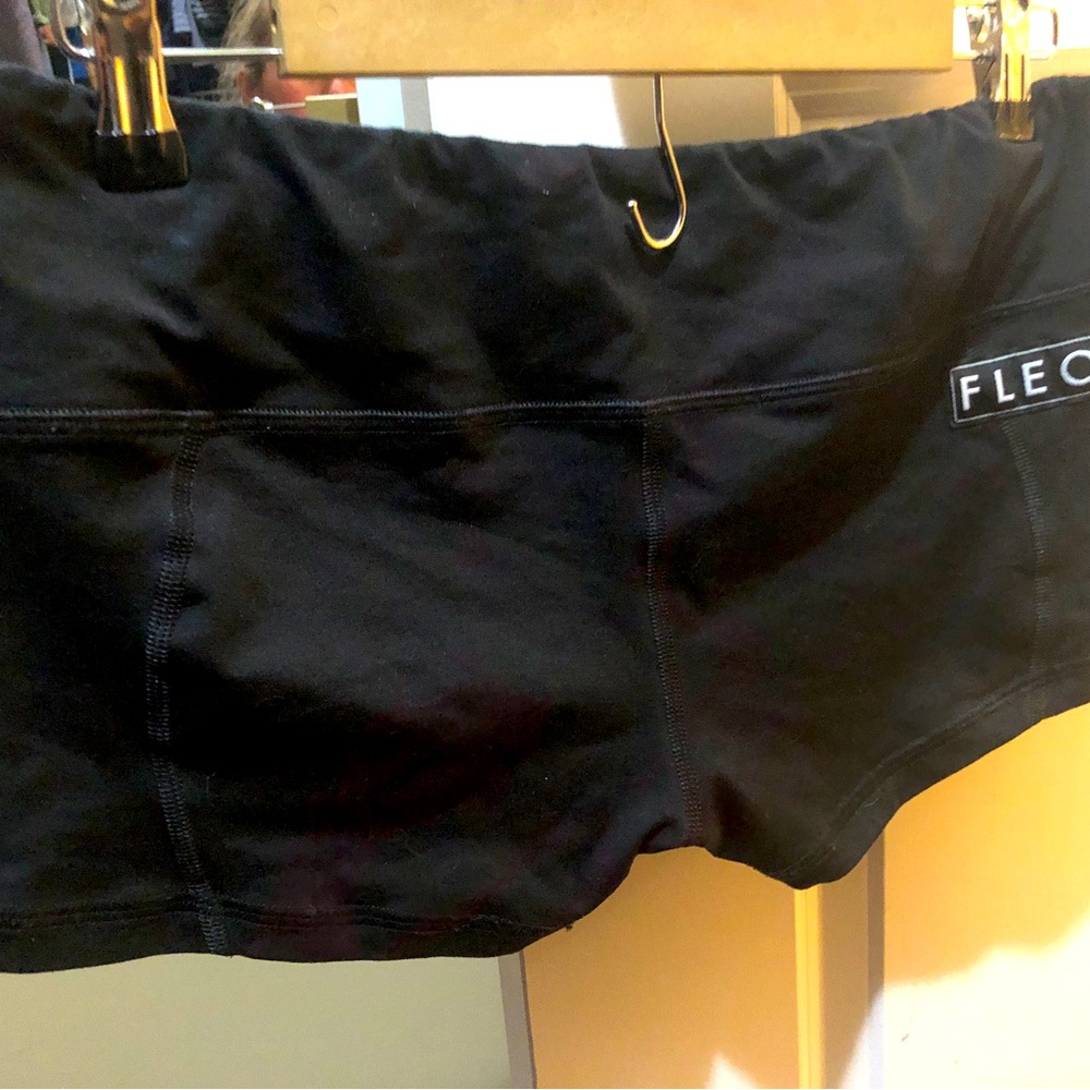 fleo 3.25 black Short